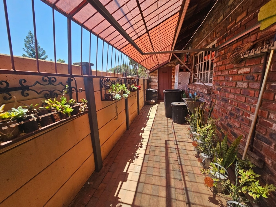 3 Bedroom Property for Sale in Oos Einde North West